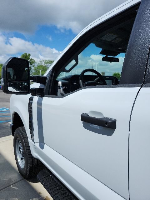 New 2026 Ford F350 XL w/ XL Chrome Package AWD/4WD image 20