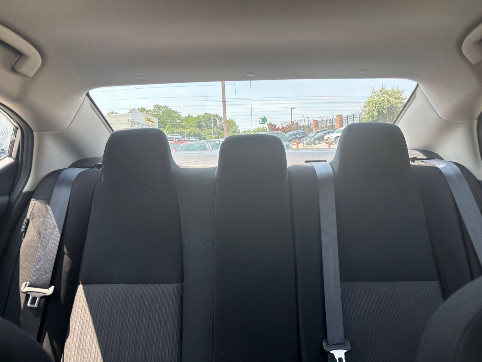 Used 2025 Nissan Sentra SV FWD image 33