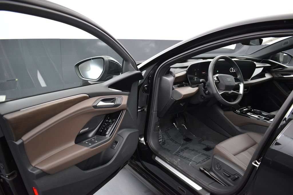 New 2025 Audi A6 e-tron Premium Plus AWD/4WD image 5