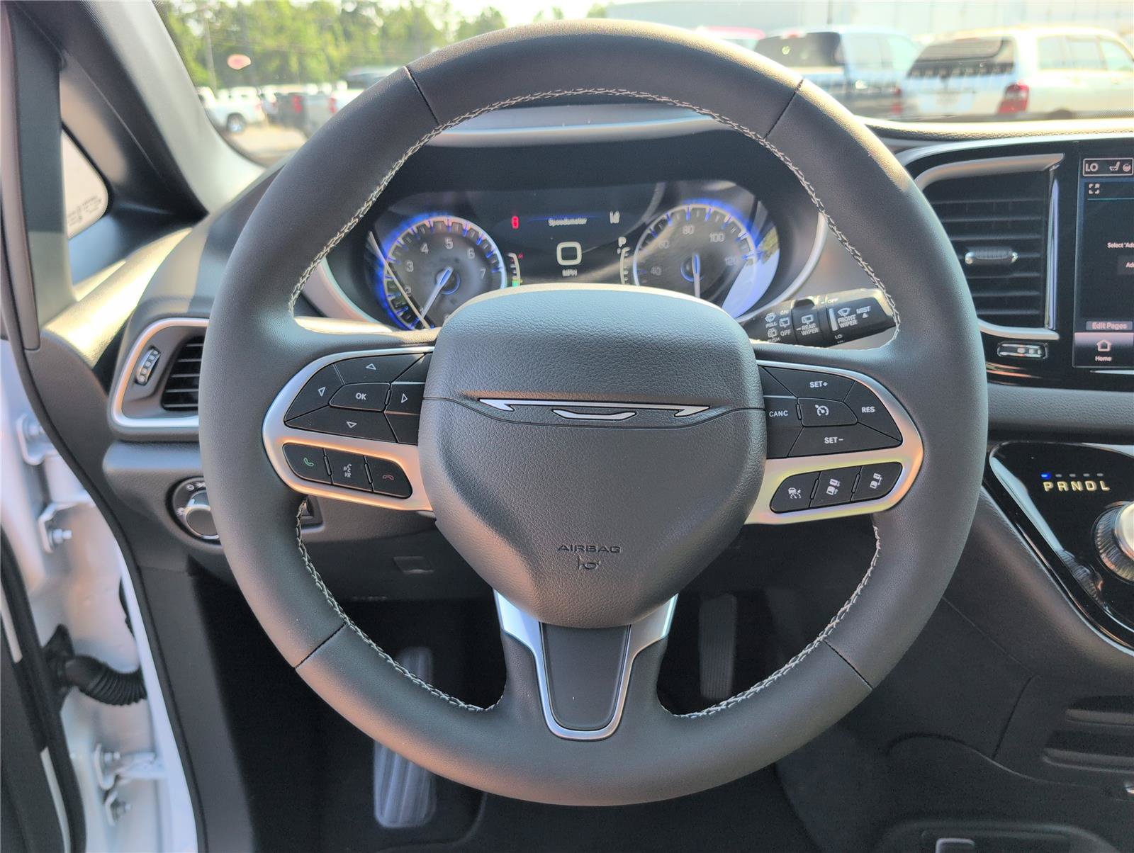 New 2027 Chrysler Pacifica LX FWD image 28