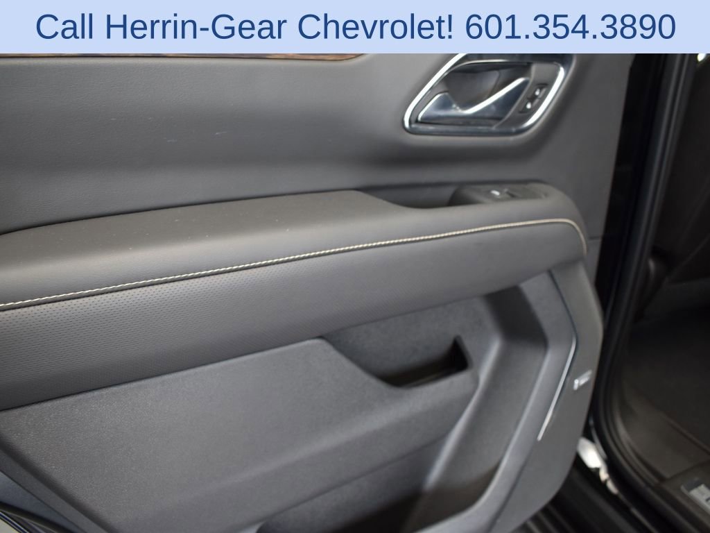 Used 2021 Chevrolet Tahoe Premier w/ Premium Package RWD image 15