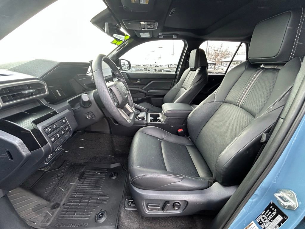 Used 2025 Toyota 4Runner Limited w/ Tow Technology Package image 12