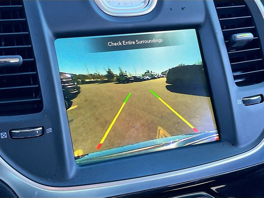 Certified 2018 Chrysler 300 Touring image 13