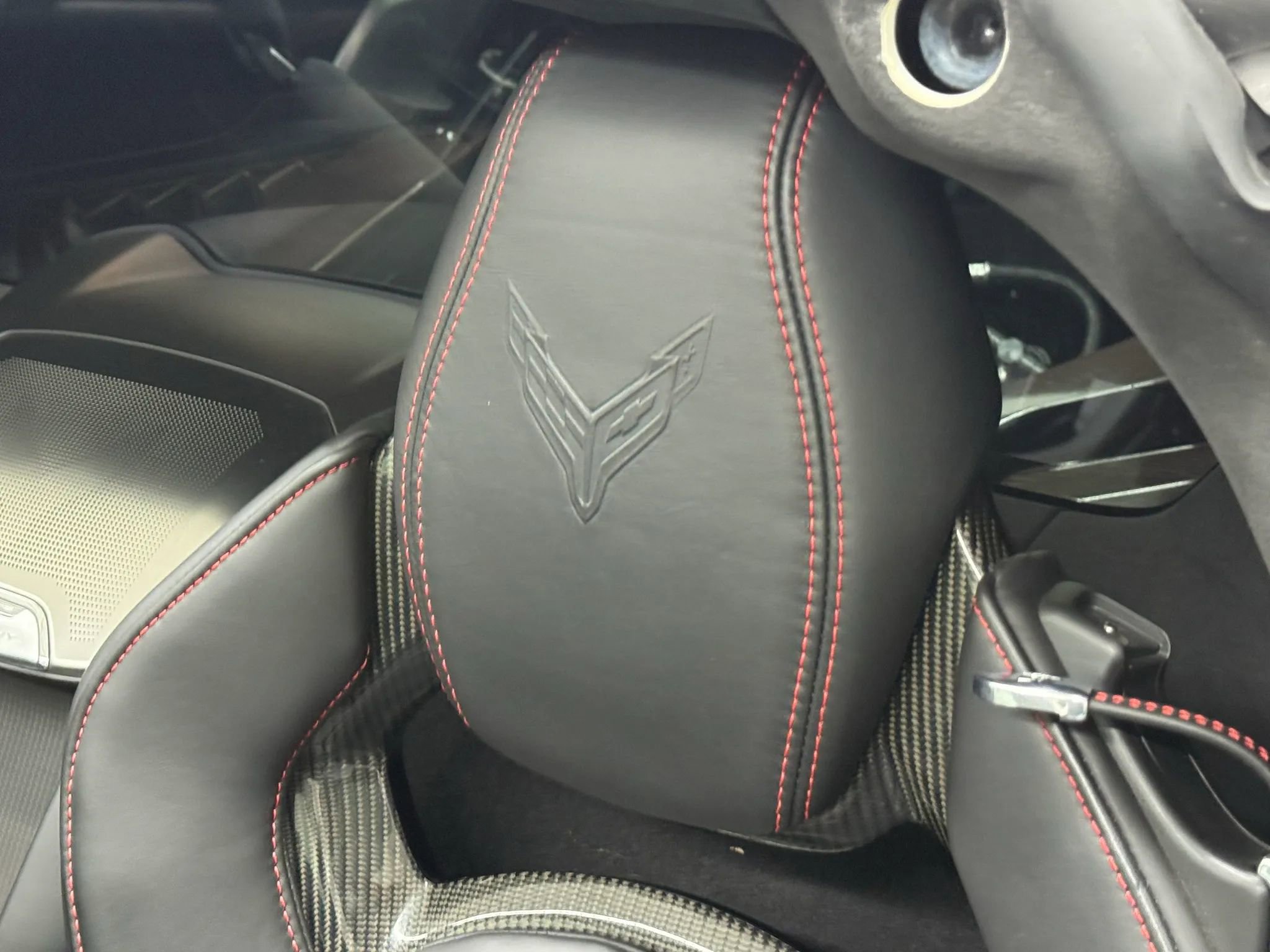 Used 2021 Chevrolet Corvette Stingray Premium Cpe w/ Z51 Performance Package image 27