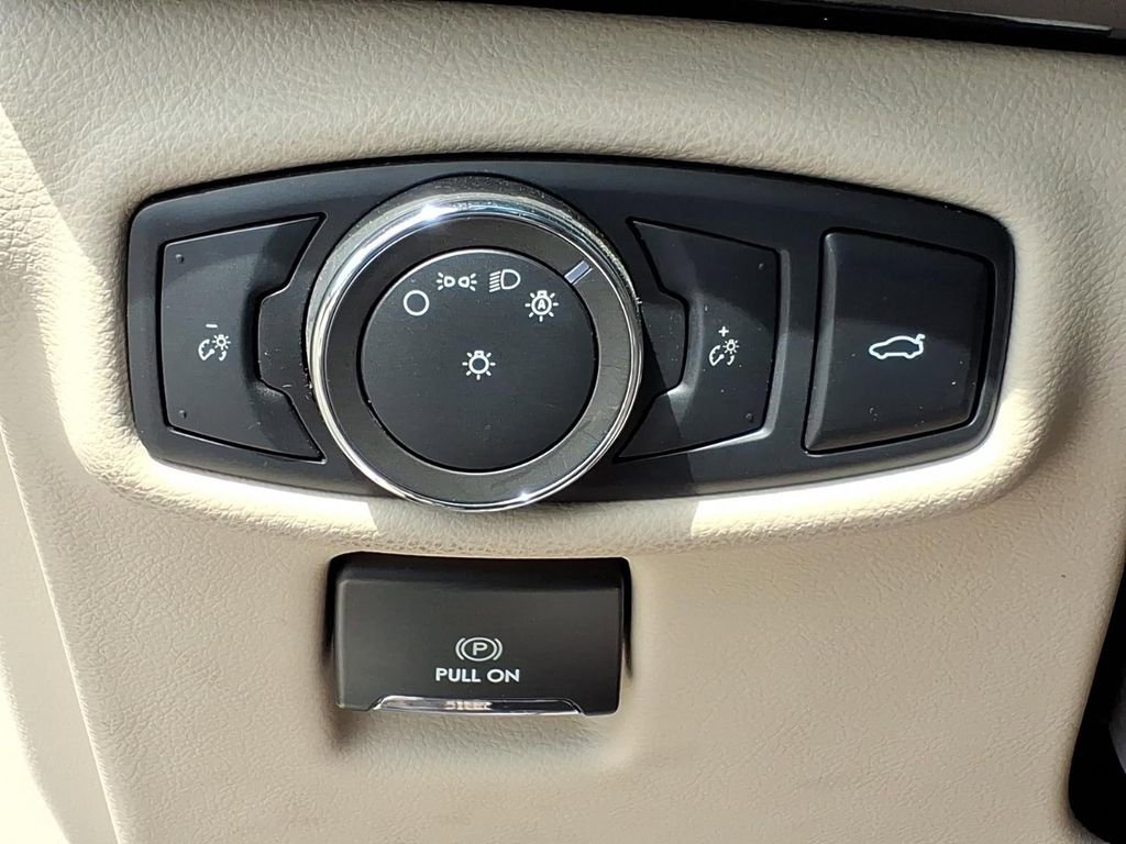 Used 2020 Lincoln MKZ Reserve w/ Elements Package AWD/4WD image 15