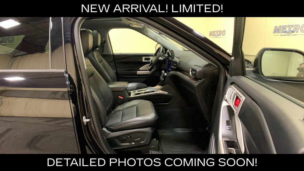 Used 2023 Ford Explorer Limited w/ Limited Technology Package AWD/4WD image 11