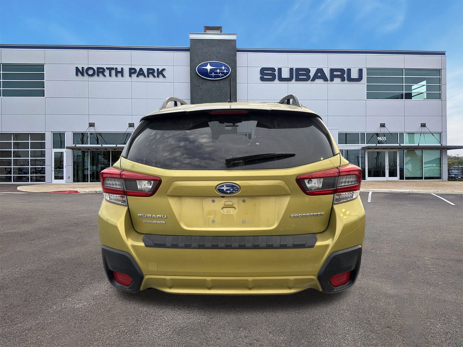 Certified 2023 Subaru Crosstrek 2.0i image 4