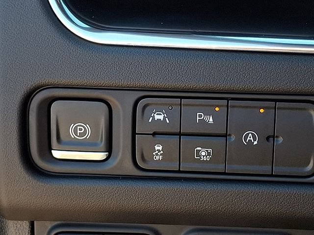 Used 2023 Chevrolet Tahoe RST w/ Luxury Package image 26