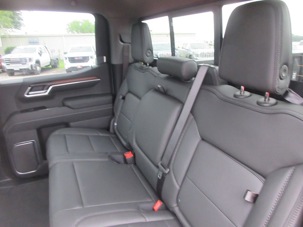 New 2026 GMC Sierra 1500 Denali w/ Denali Reserve Package AWD/4WD image 14