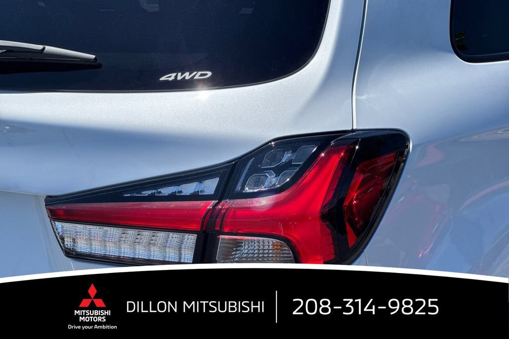 New 2026 Mitsubishi Outlander Sport LE AWD/4WD image 24