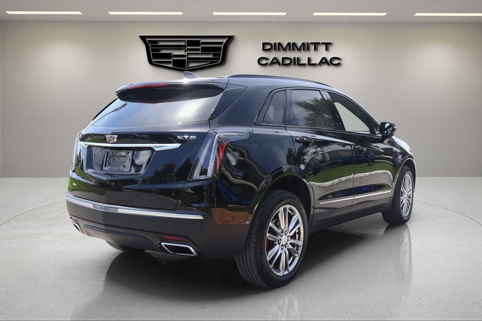Certified 2022 Cadillac XT5 Sportv AWD/4WD image 5