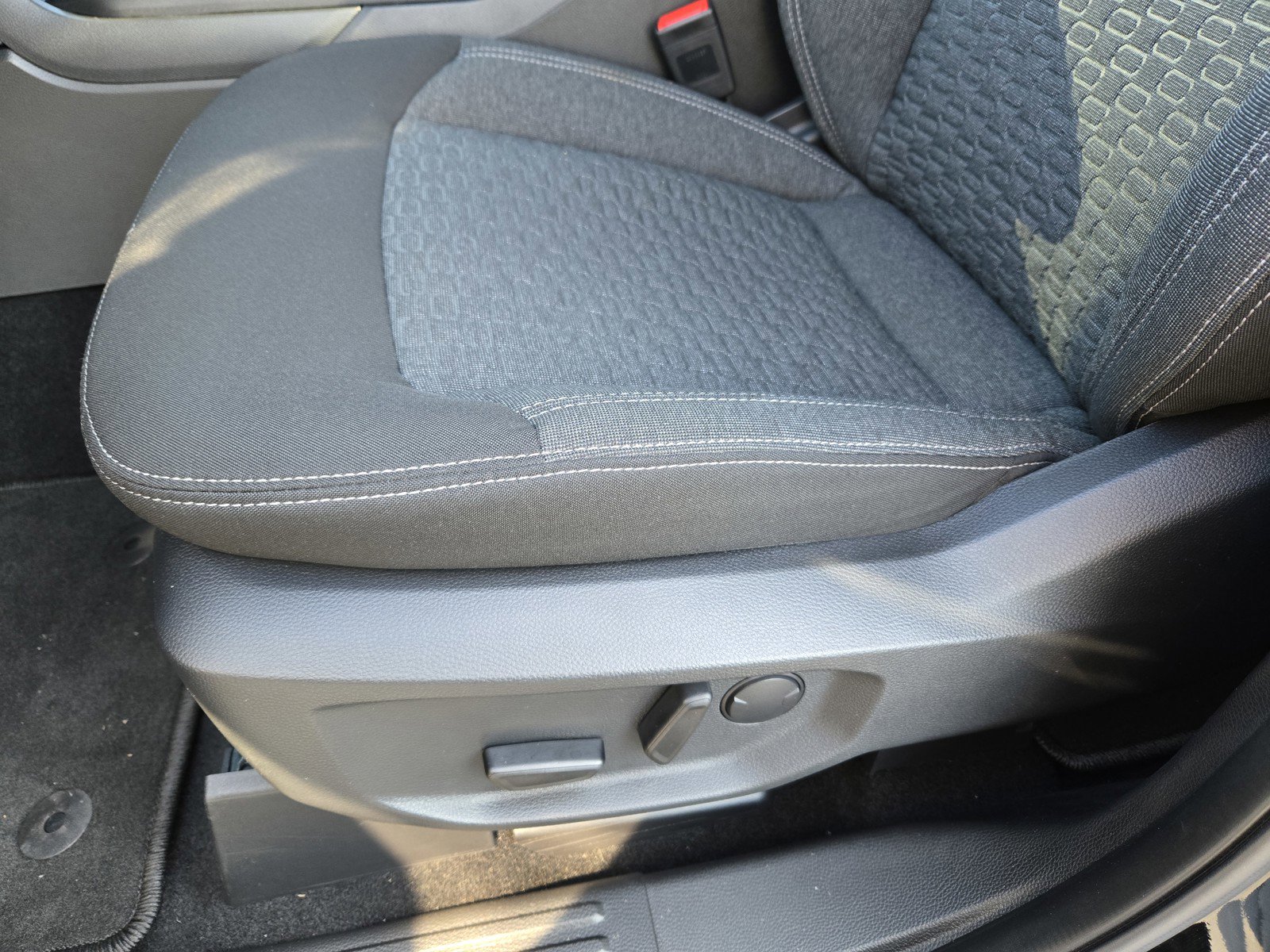 Used 2024 Ford Ranger XLT w/ Equipment Group 301A High image 11