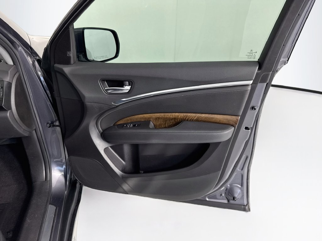Used 2020 Acura MDX w/ Technology Package FWD image 25