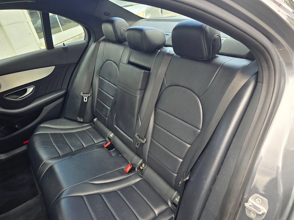 Used 2018 Mercedes-Benz C 300 4MATIC Sedan image 17