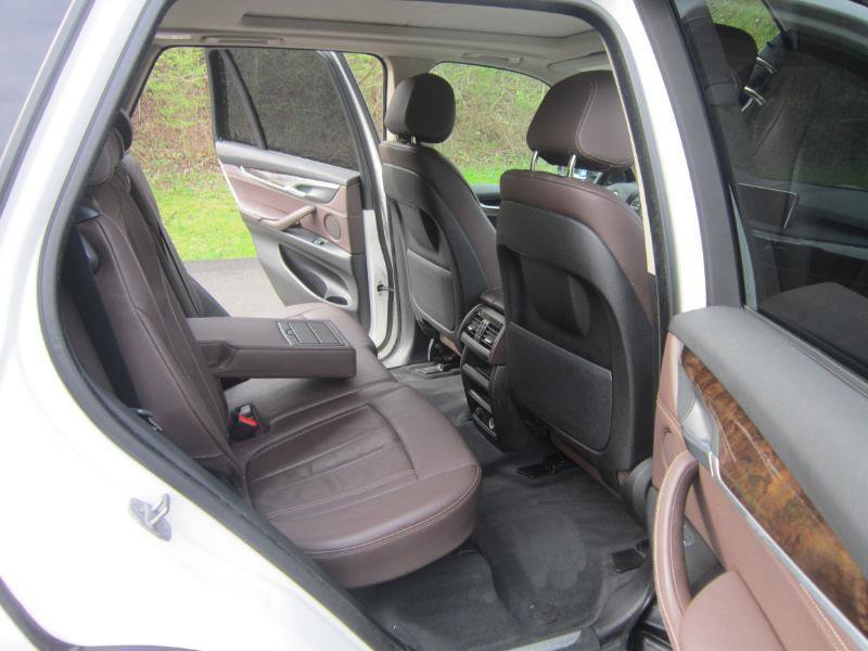 Used 2014 BMW X5 xDrive35i image 9