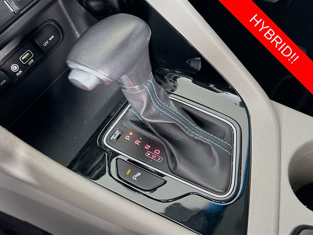 Certified 2017 Kia Niro Touring image 18