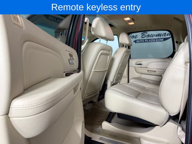 Used 2007 Cadillac Escalade EXT w/ Information Package AWD/4WD image 14