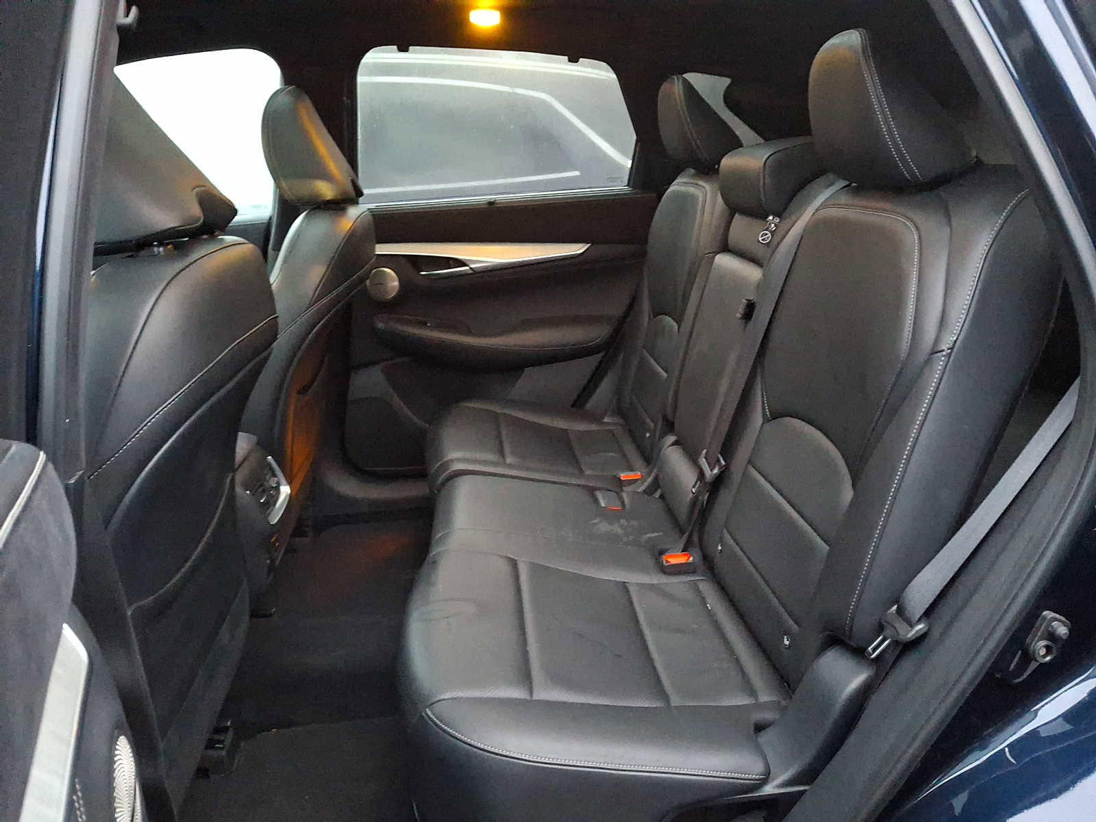 Used 2019 INFINITI QX50 Essential w/ Sensory Package image 8