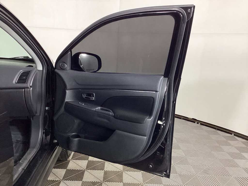 Used 2016 Mitsubishi Outlander Sport ES image 8