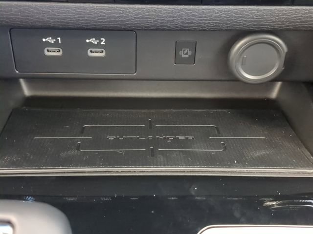 New 2025 Mitsubishi Outlander Trail Edition image 27