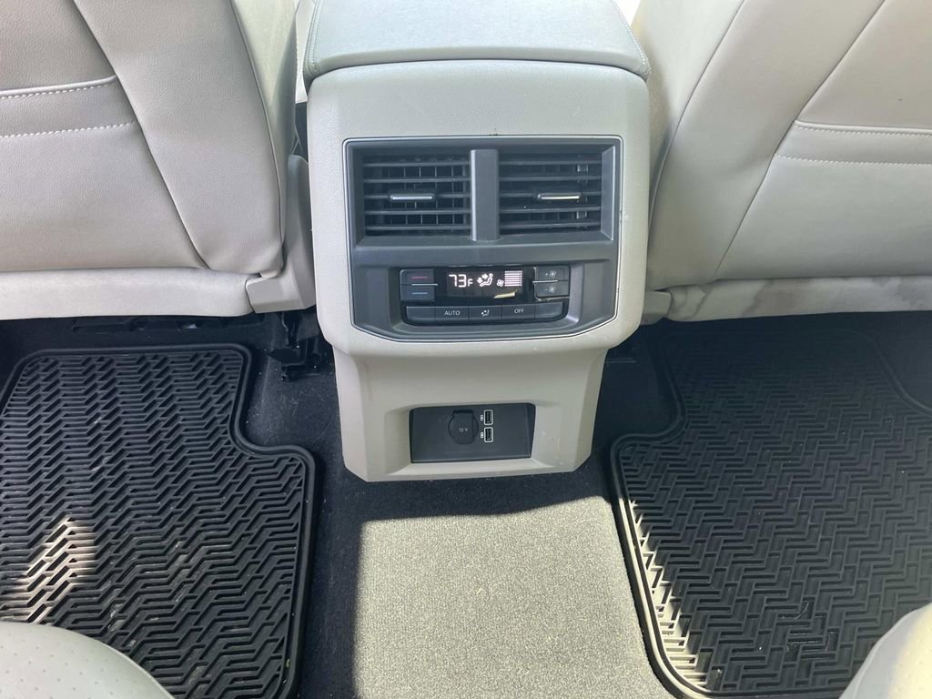 Used 2019 Volkswagen Atlas SE image 17