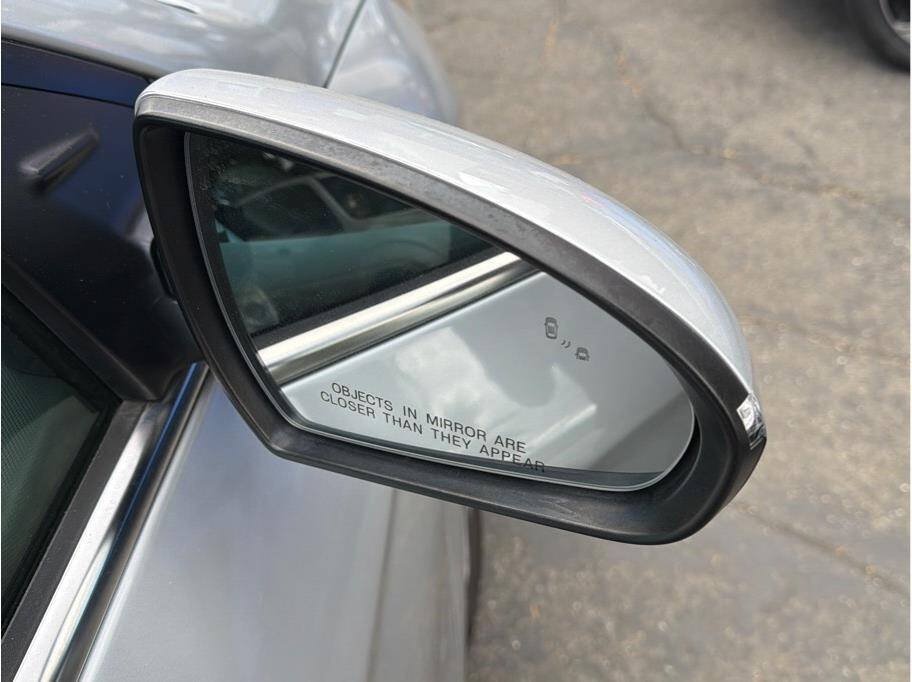 Used 2019 Hyundai Ioniq Limited w/ Ultimate Package 02 FWD image 21