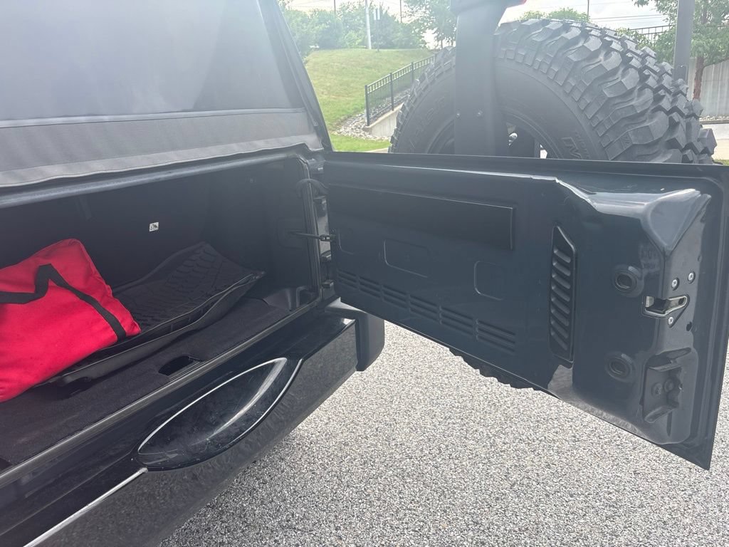 Used 2016 Jeep Wrangler Sport AWD/4WD image 5