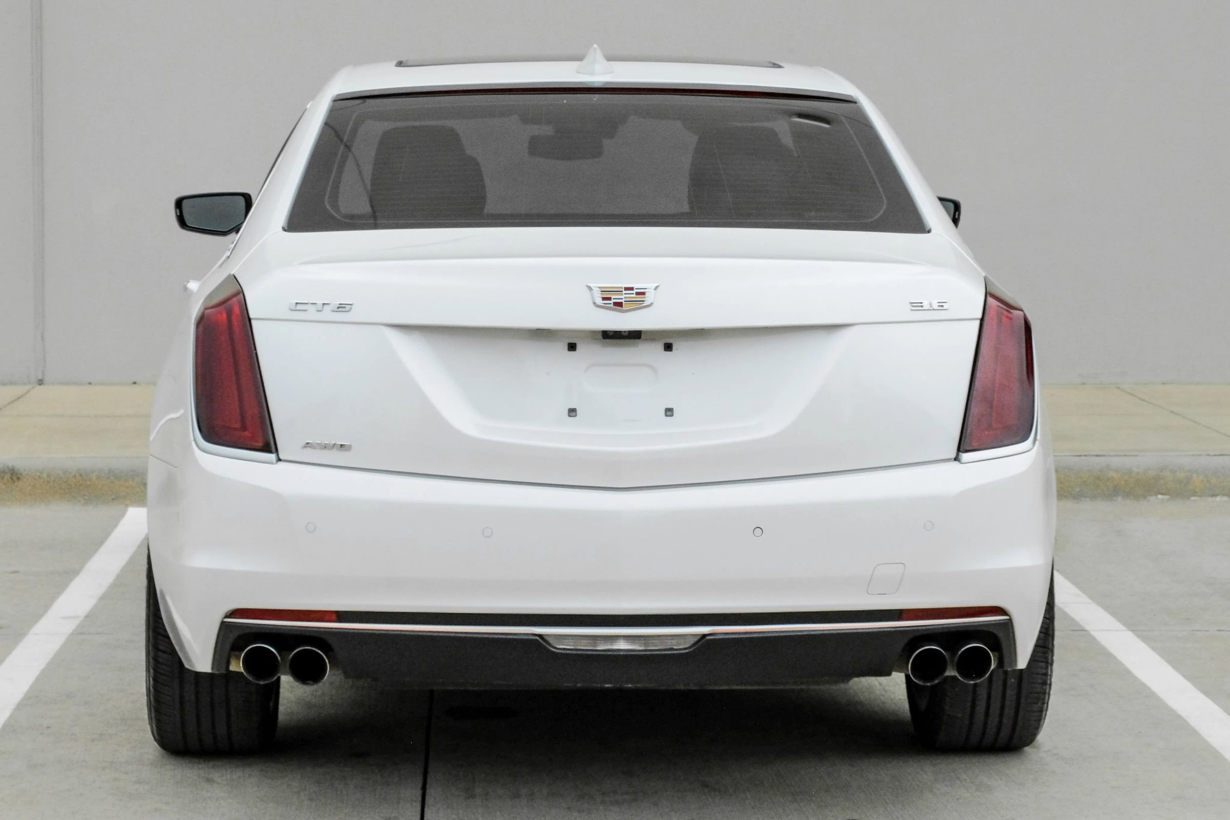 Used 2018 Cadillac CT6 Luxury w/ Active Chassis Package AWD/4WD image 8