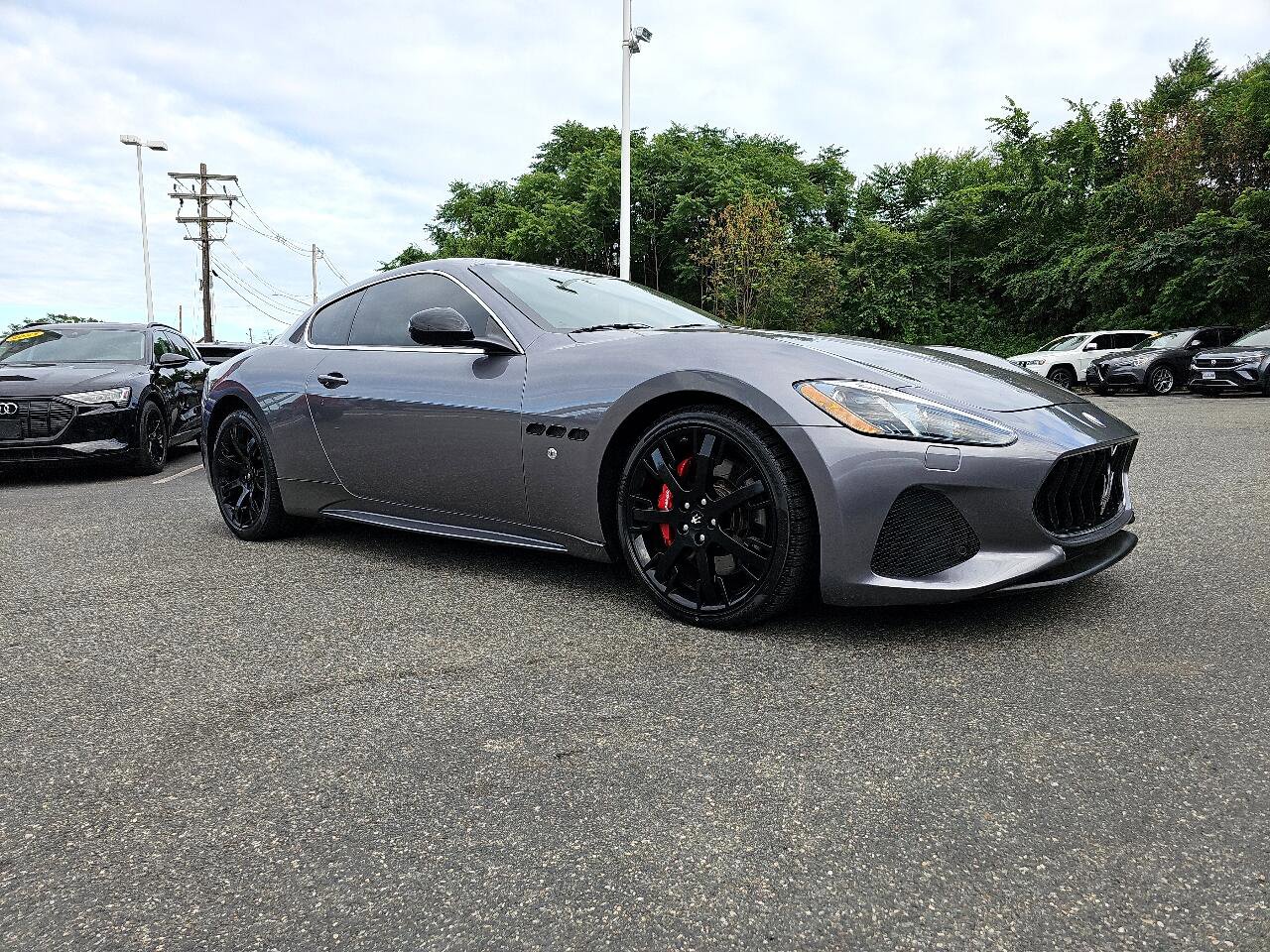 Used 2018 Maserati GranTurismo Sport image 11