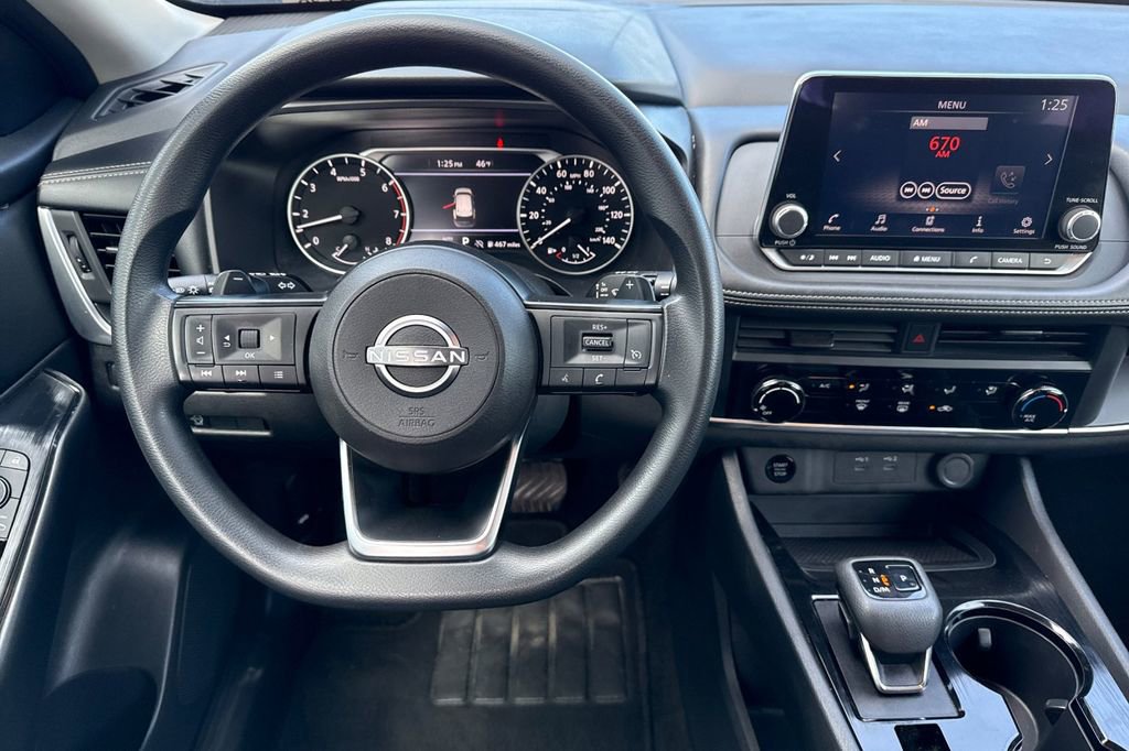 Used 2024 Nissan Rogue S image 14