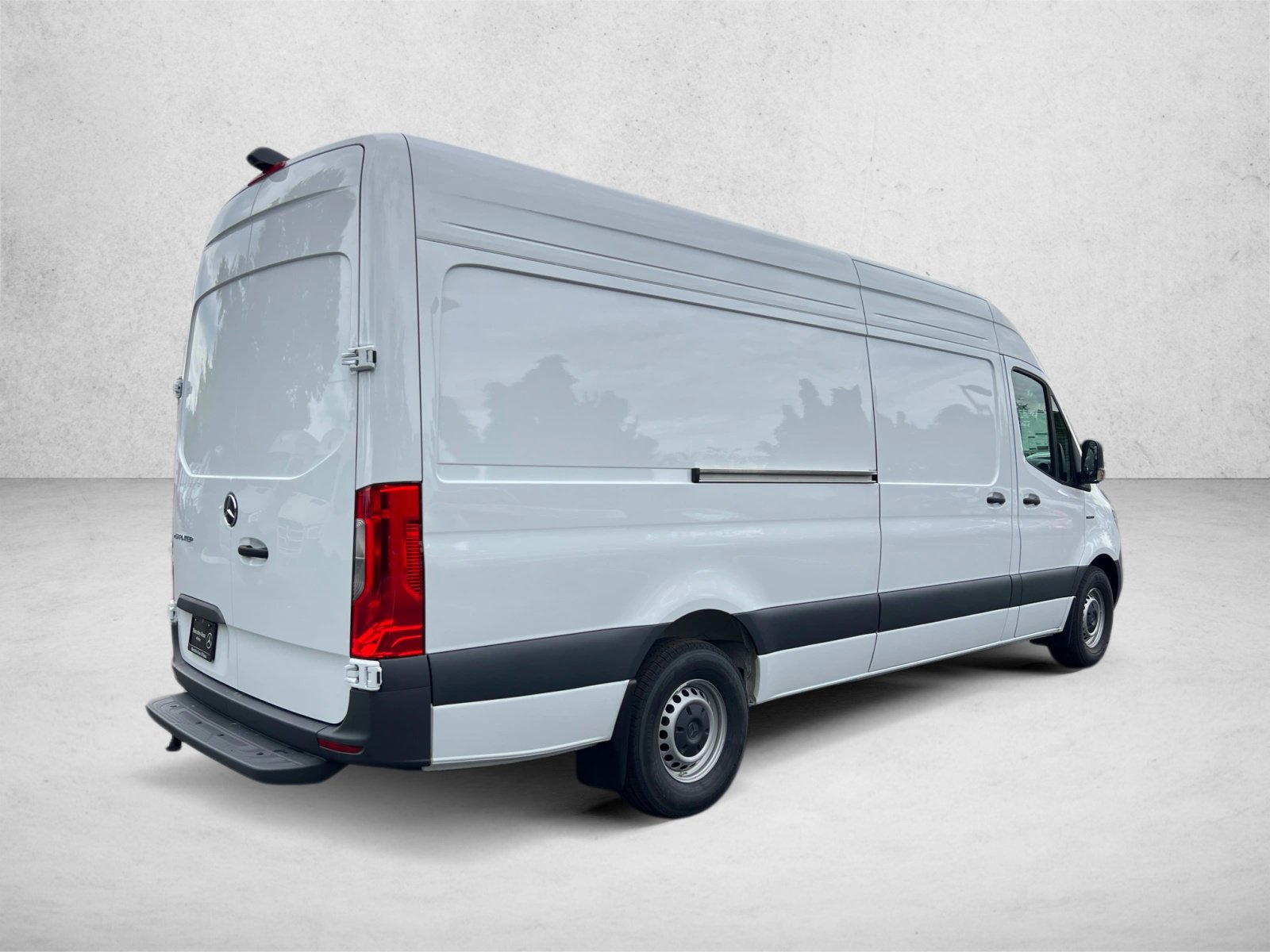 New 2025 Mercedes-Benz eSprinter 170 Cargo image 5