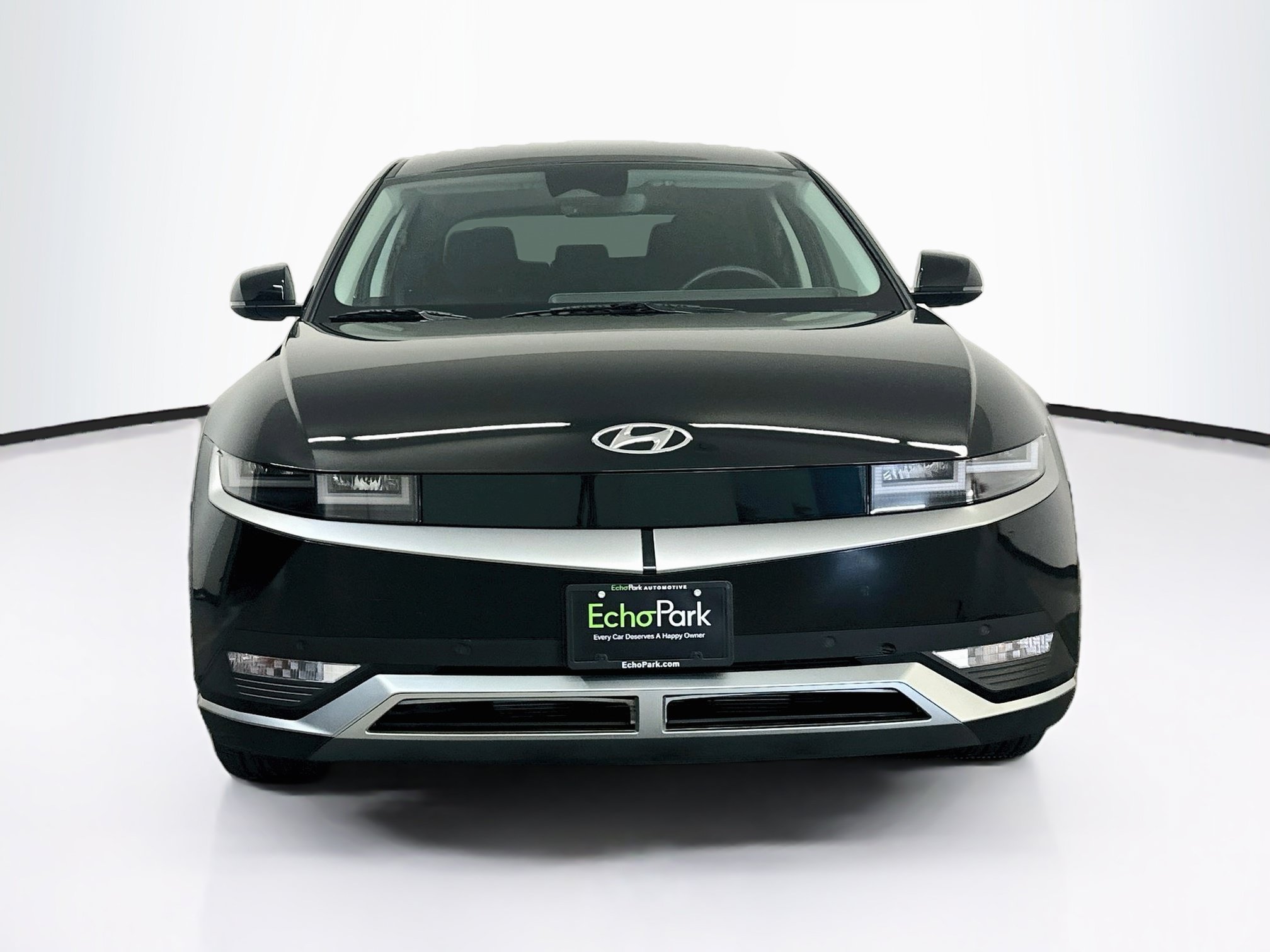 Used 2024 Hyundai Ioniq 5 SEL AWD/4WD image 2