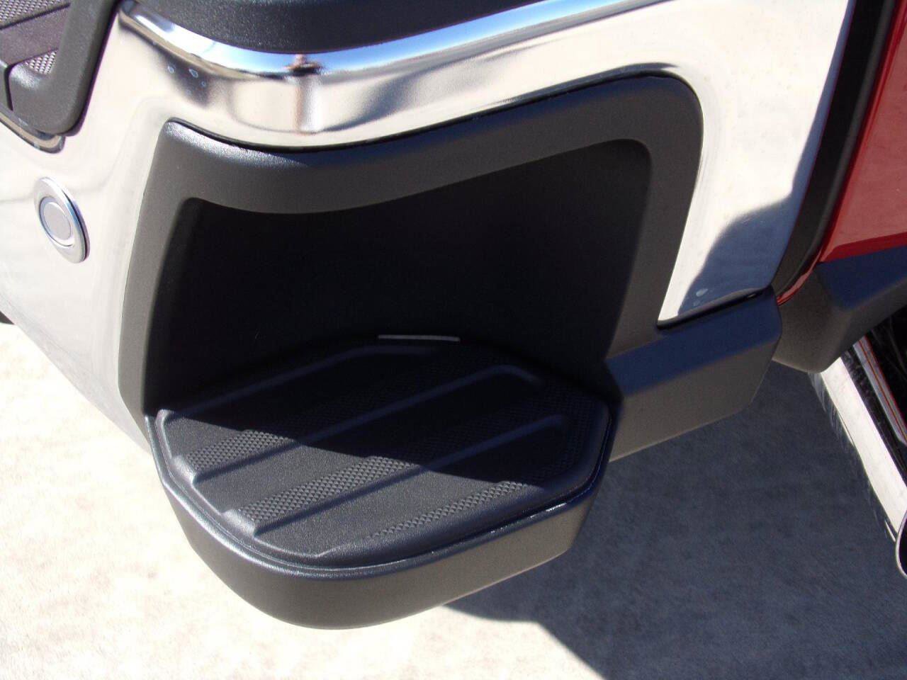 New 2025 Ford F250 Lariat w/ Chrome Package image 33