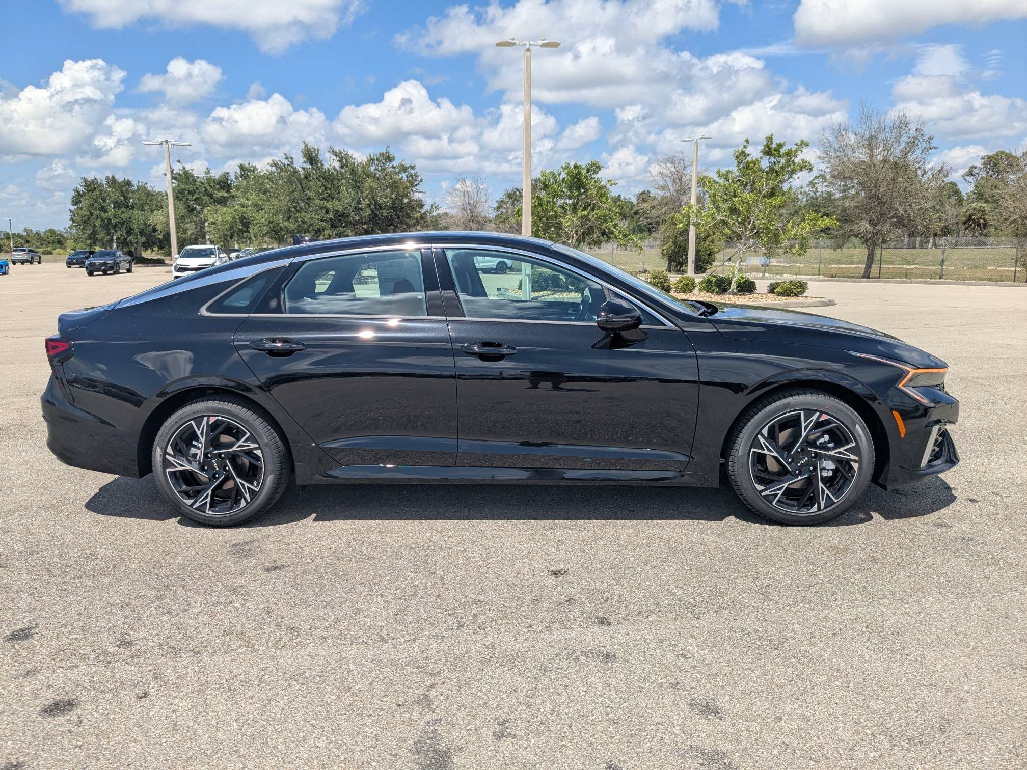 New 2026 Kia K5 GT-Line w/ GT-Line Red Interior Package FWD image 4