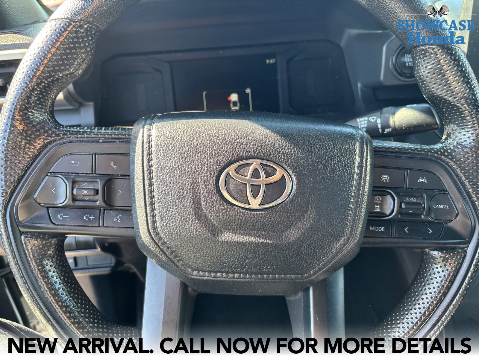 Used 2024 Toyota Tacoma SR image 13