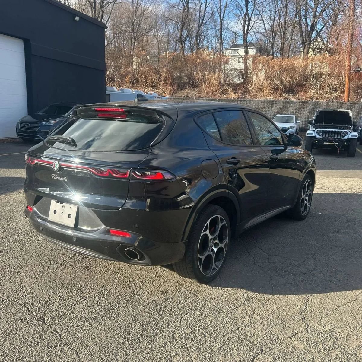 Used 2024 Alfa Romeo Tonale Veloce w/ Active Assist Package AWD/4WD image 3