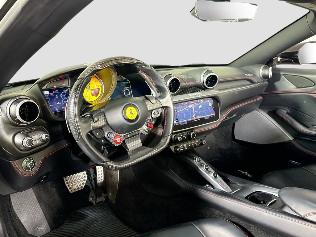Used 2019 Ferrari Portofino RWD image 3