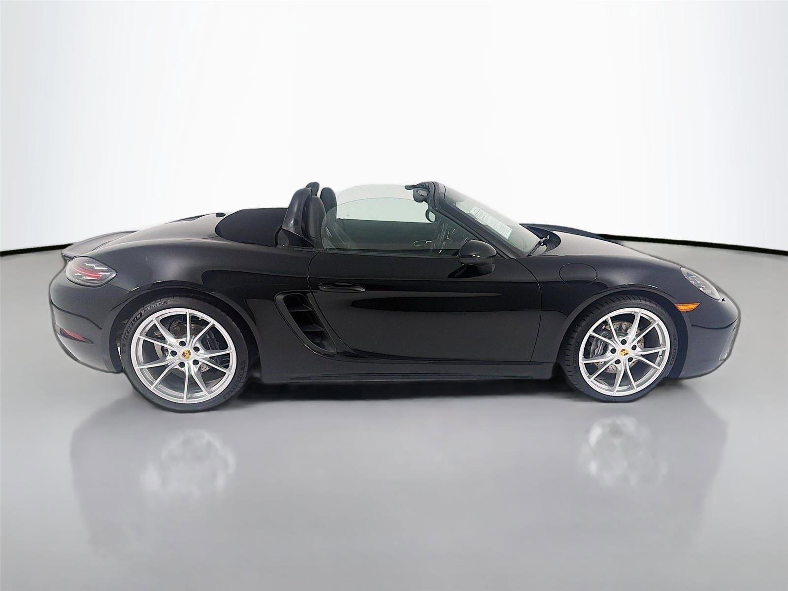 Certified 2021 Porsche 718 Boxster image 30