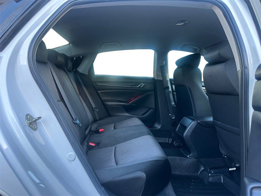 Used 2019 Honda Accord LX image 17