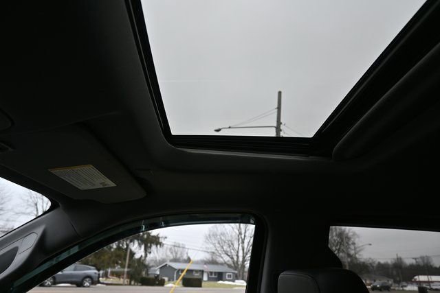 Used 2020 Chevrolet Silverado 1500 LTZ w/ LTZ Premium Package image 37