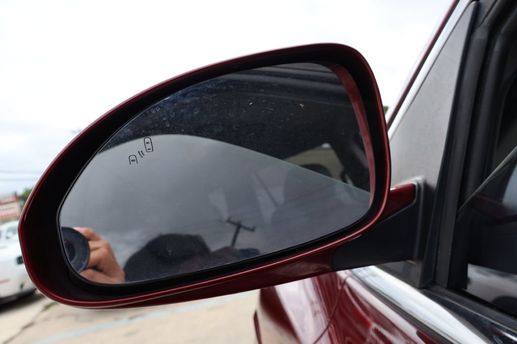 Used 2016 Buick Enclave Leather FWD image 18