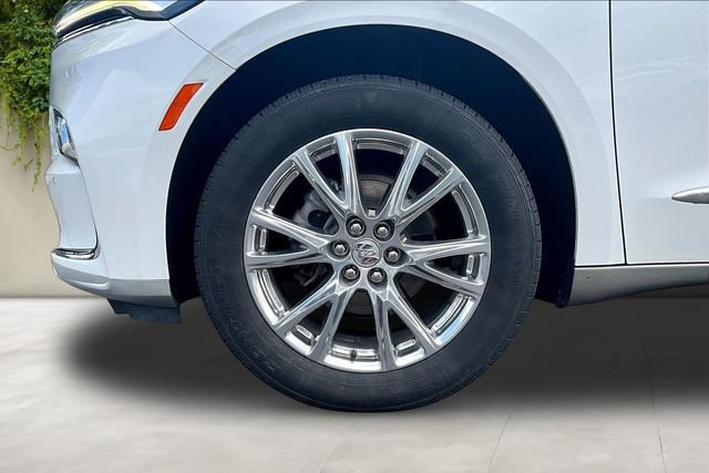 Used 2023 Buick Enclave Essence w/ Experience Buick Package FWD image 33