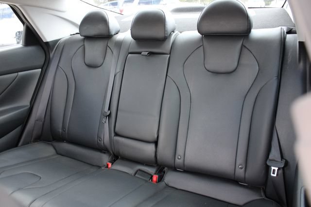 Used 2023 Hyundai Elantra Limited FWD image 24