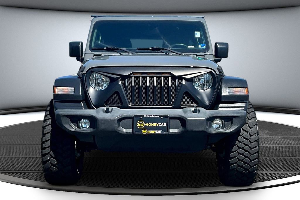 Used 2019 Jeep Wrangler Unlimited Sport image 2