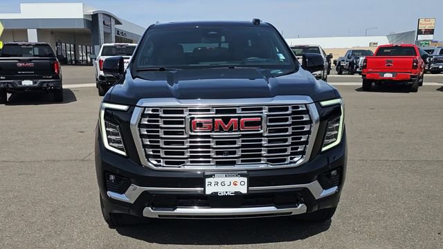 New 2026 GMC Yukon Denali w/ Sun & Power Step Package image 3