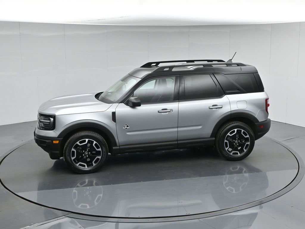 Certified 2022 Ford Bronco Sport Outer Banks w/ Tech Package AWD/4WD image 47