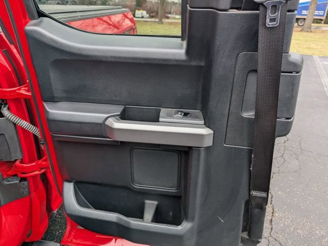 Used 2015 Ford F150 XLT w/ Equipment Group 302A Luxury image 11