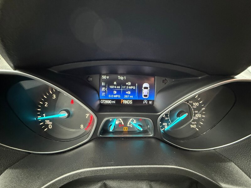 Used 2017 Ford Escape Titanium AWD/4WD image 21