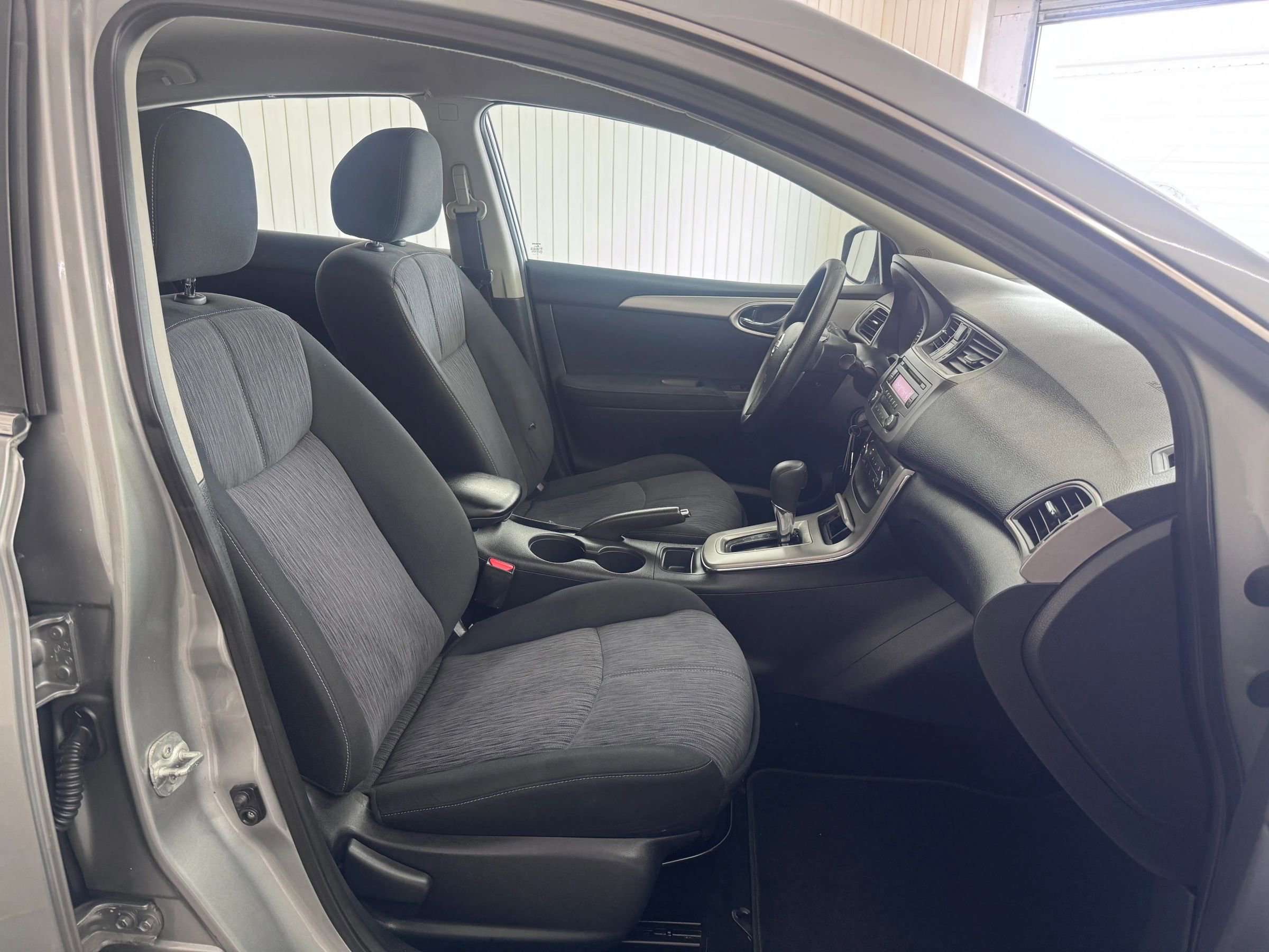 Used 2014 Nissan Sentra SV image 10