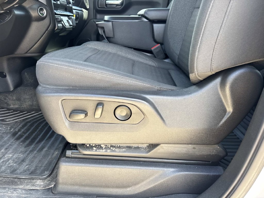 Used 2025 Chevrolet Silverado 1500 Custom Trail Boss AWD/4WD image 27